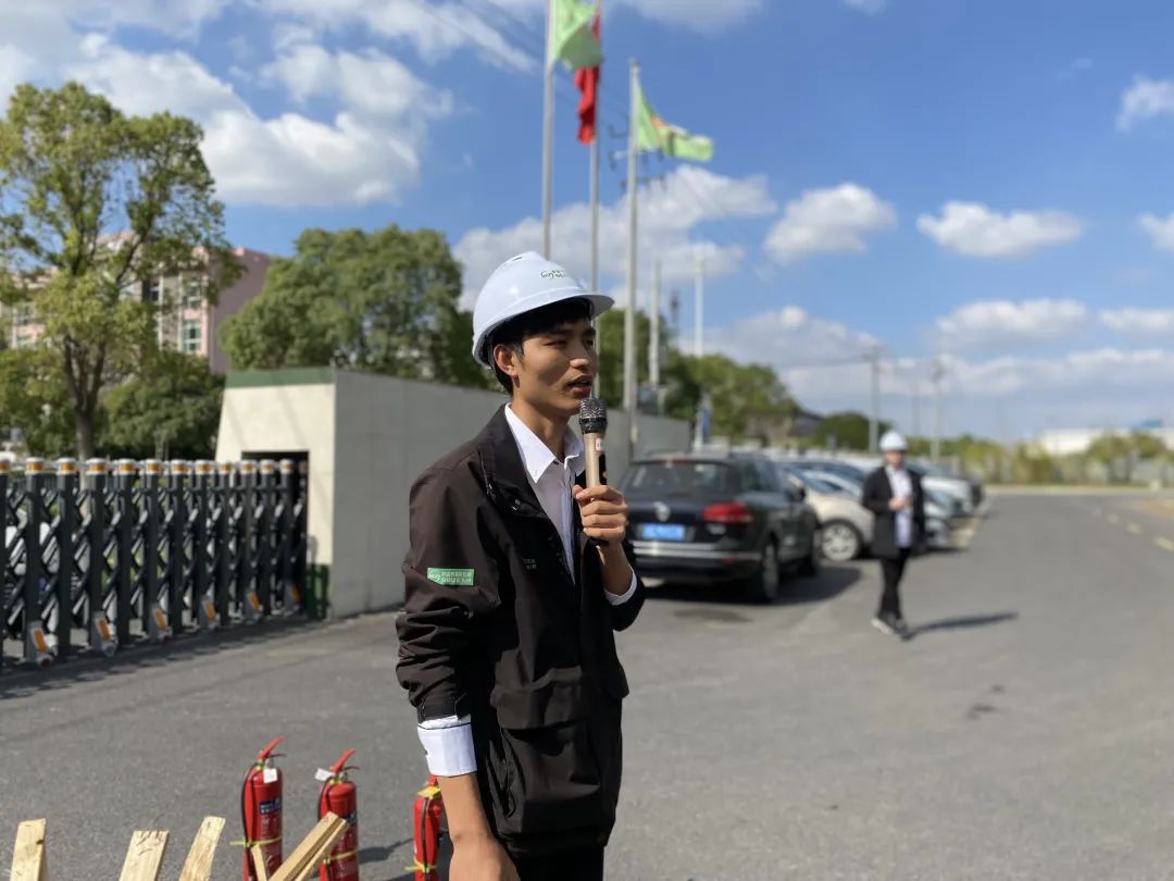 薩震節(jié)能空壓機(jī)開(kāi)展消防演練，防患于未然！.jpg